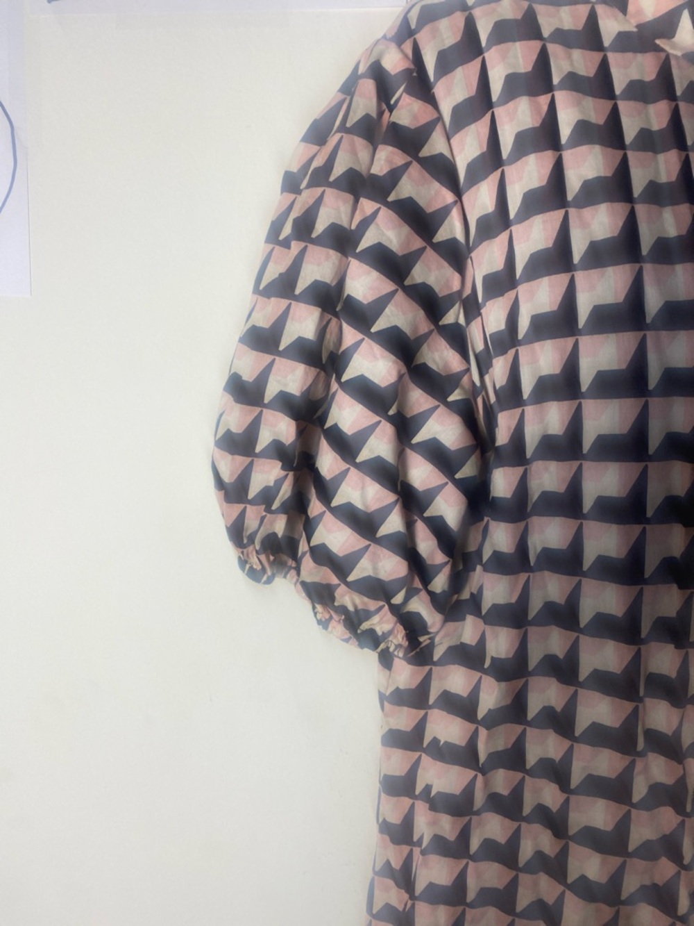 Who What Wear Black and Pink Geometric Midi Shirt Dress - Picture 3 of 8